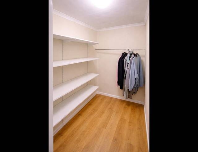 1 BEDROOM APARTMENT FOR SALE IN BRAMLEY VIEW